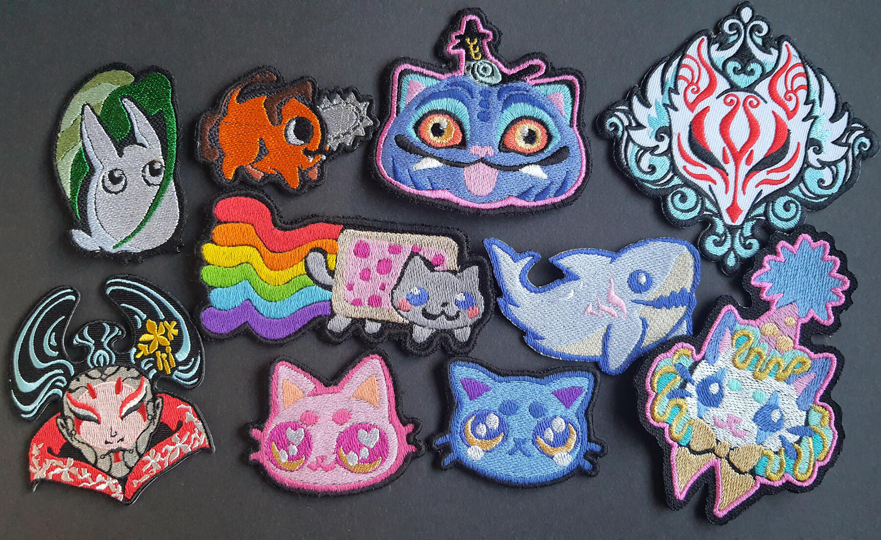 ●Embroidered patches● Totoro, Pochita from Chainsaw Man, Tiger Derpy from K-Pop Demon Hunters, Kitsune aesthetic inspired mask, Geisha robot from Ghost in the Shell, Nyan Cat, original animal patches: Shark, Happy, Sad Cat and a Clown Cat ●●●